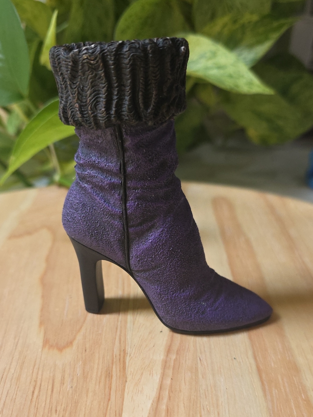 Raine Willitts Just The Right Shoe Purple Dream item no. 25037